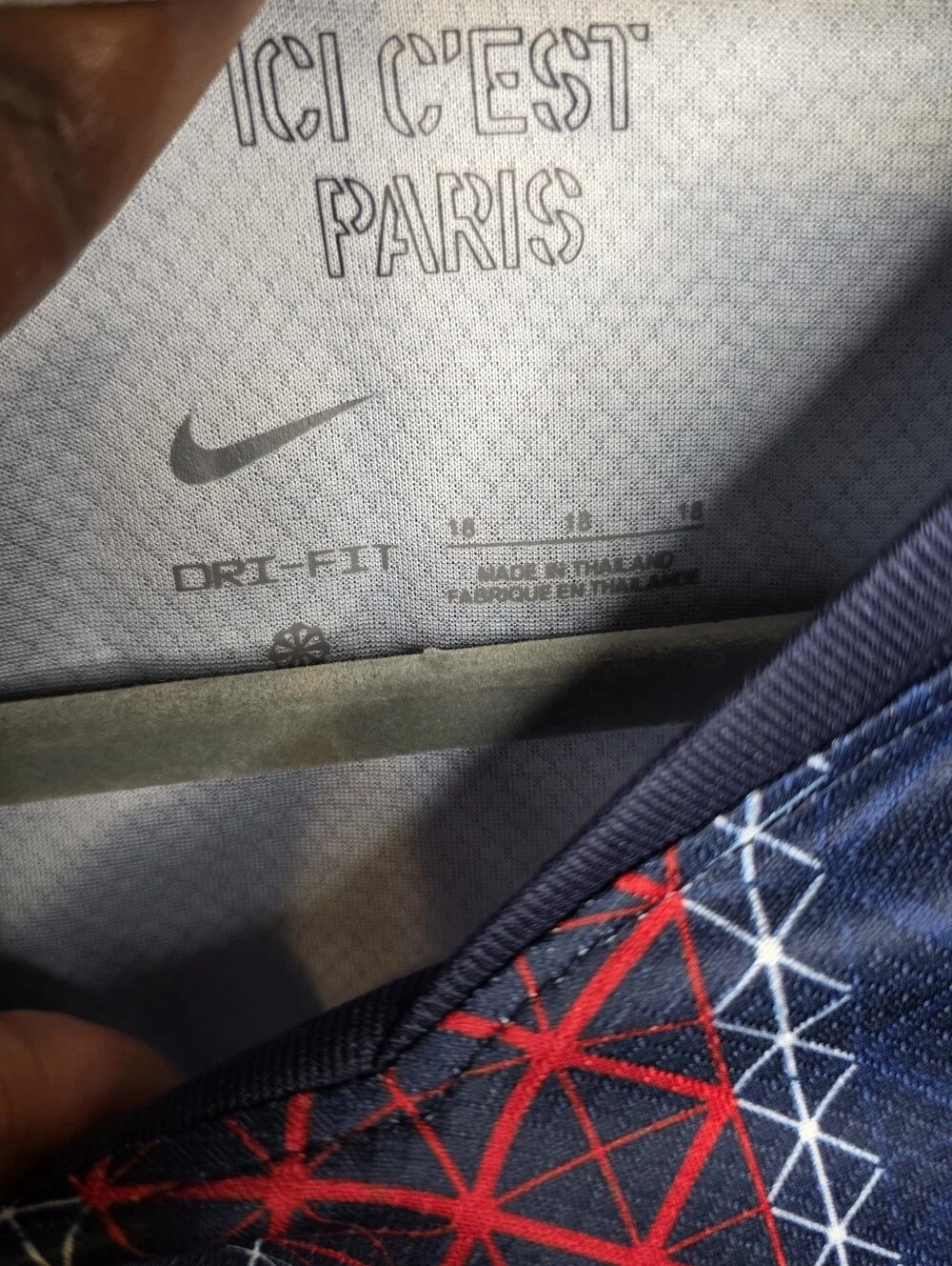 Nike short sleeves